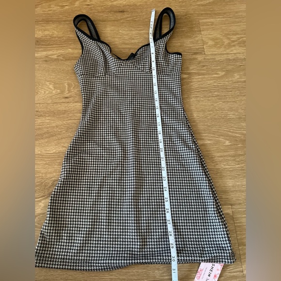 SHEIN Black and White Houndstooth Mini Dress, size S - Picture 5 of 6